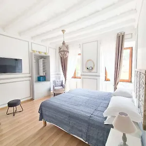  Apartment Via Vittoria Quattro