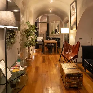  Apartment Domus Ciancaleoni - Colosseum - Rione Monti