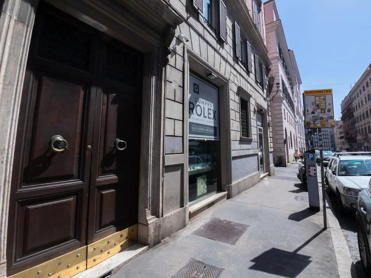 The Best Rent - Beautiful Apartment With Terrace Near Colosseo Rome